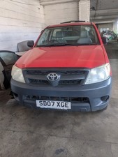 Toyota Hilux HL2 D-4D 2.5 TD 4×4 Spares Or Repair. 2007